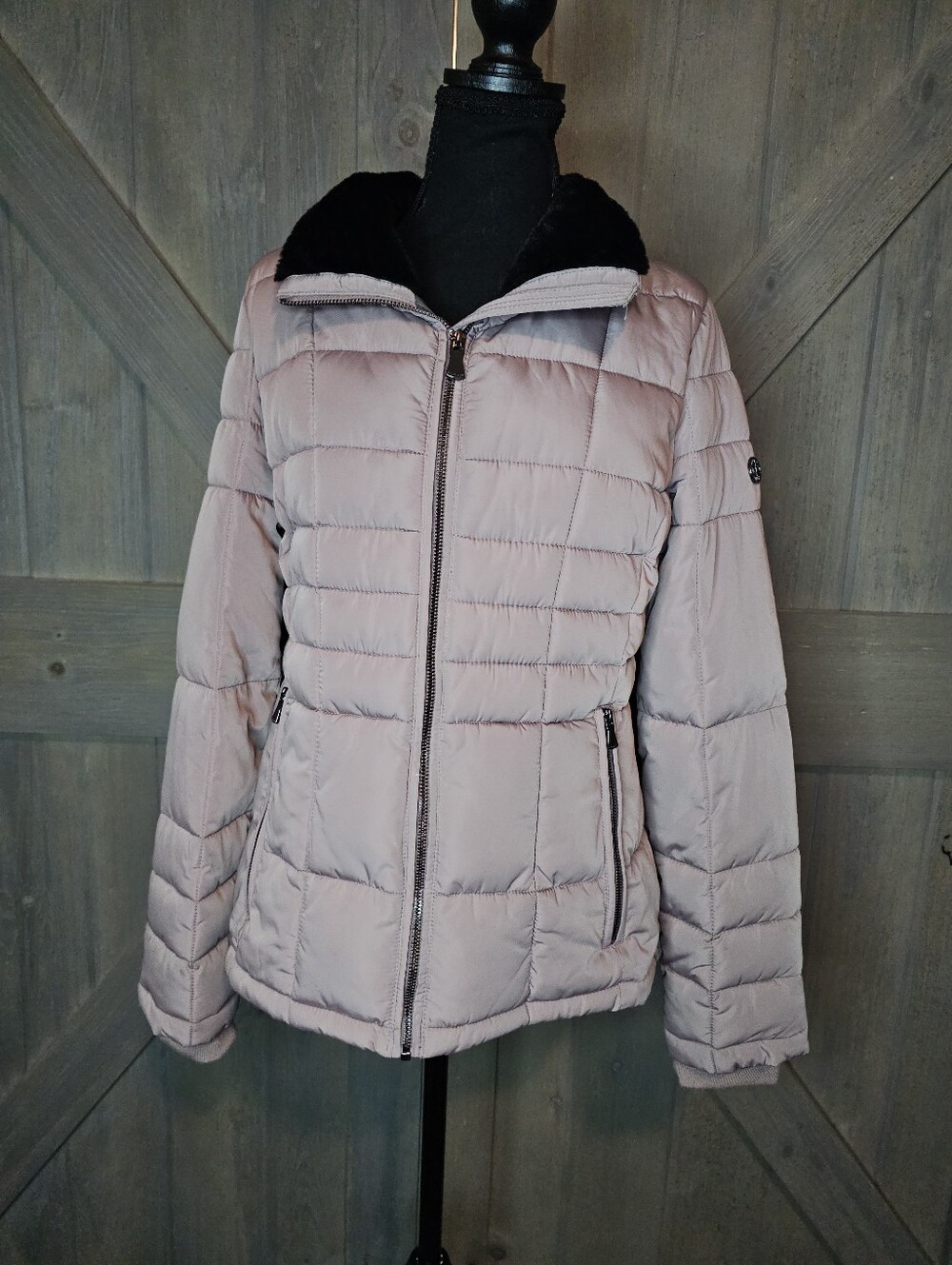 Calvin Klein Women's Quilted Puffer Jacket sz Small